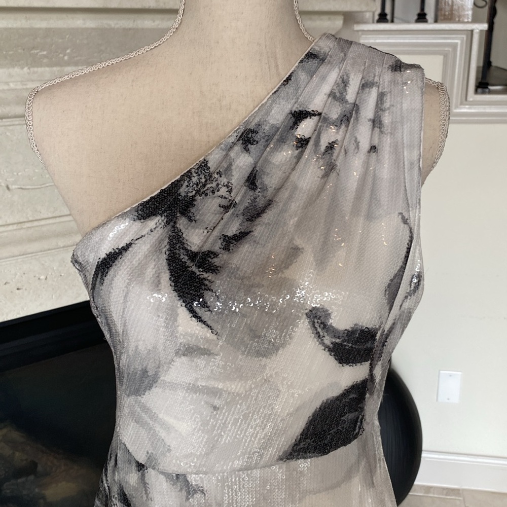 Calvin Klein Floral Evening Gown - Picture 10 of 17